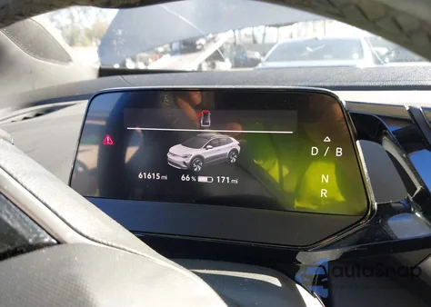 2021 Volkswagen Id.4 Pro из США, поврежденный, VIN WVGRMPE2XMP036804